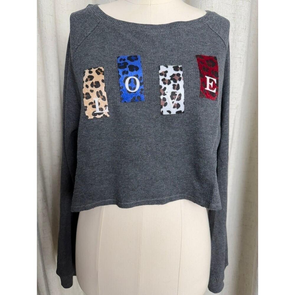 AKAIV NWT "LOVE" Animal Print Waffle Knit Crop Top